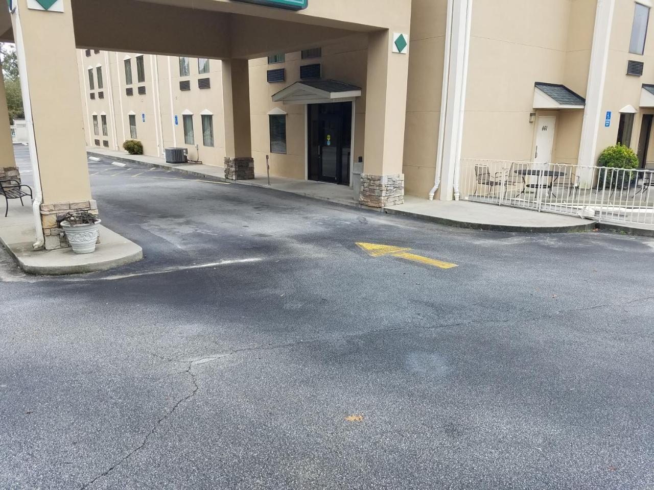 Hotel Baymont By Wyndham Grovetown Augusta Extérieur photo